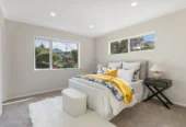 Vendor cashing out, Standalone 6 beds 5 baths house with 6 car parks on 400m2 section, a detached sleepout with its own bathroom, 2 ground floor ensuites with self-contained access, close to schools, Glenfield Mall, Wairau Park and motorway access, Detached Sleepout12C Manuka Road, Glenfield, Auckland
