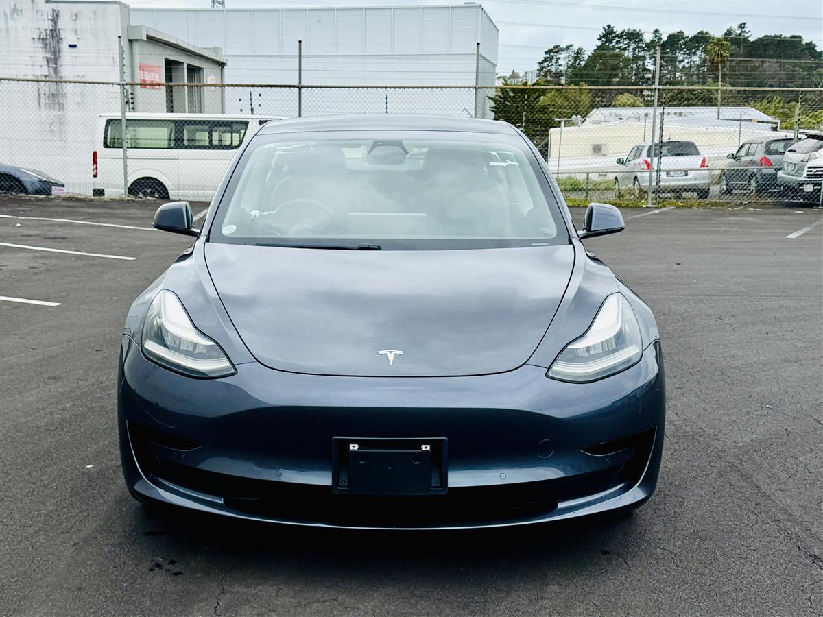 2020 Tesla Model 3 Standard Range Sedan Automatic, Grey, Electric, 23,000 km