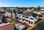 Highly motivated vendors ready to meet the market, 10-Year Master Build Warranty, Brandnew 3 beds 2.5 baths home with garage, close to schools, shops, motorway access, 3/35 Royton Avenue, Mangere East, Auckland