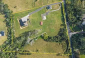 398m2 Luxury Architectural 4 beds 3 baths house on 3.8 ha land, Large 7.0m internal-access garage (ideal for oversized vehicles), Positioned in the sought-after Swanson foothills, Approx. 21km to Auckland CBD, Close to Swanson Village, train station, and local amenities, .49 Candia Road, Swanson, Auckland