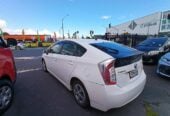 2013 Toyota Prius HYBRID Hatchback Automatic, 5 seats, 1,790 cc, 372,417 km