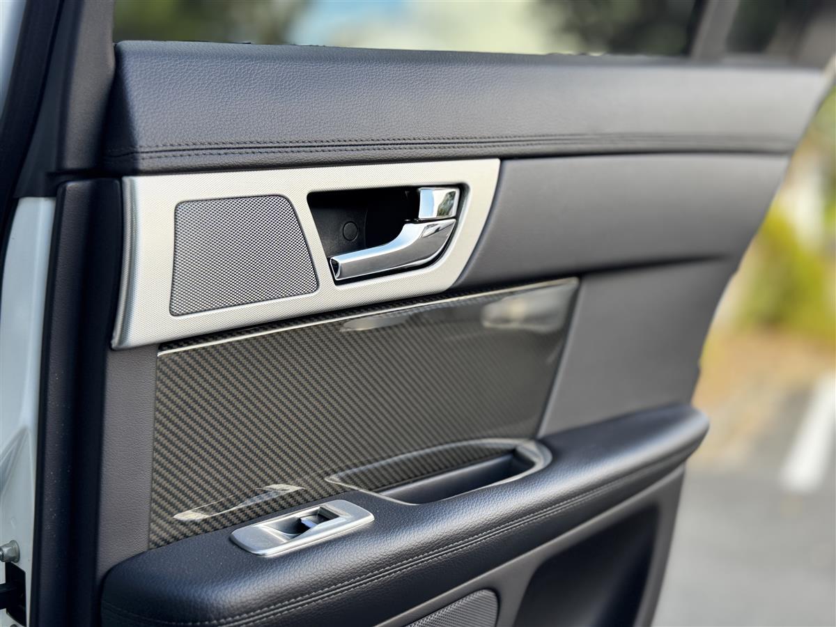 2013 Jaguar XF Sportbrake S Luxury Black Pack NZ NEW Station Wagon Automatic, 5 seats, Diesel, 3,000 cc, 113,000 km
