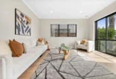 2 kitchens, 286m2 Brikc and tile 6 beds 3.5 baths house with double garage and 1 bed granny, Zoned for Chapel Downs Primary and Ormiston Junior & Senior College, close to Ormiston Town Centre, schools, hospital, Botany, and motorway access, 1 Eunans Close, Flat Bush, Auckland