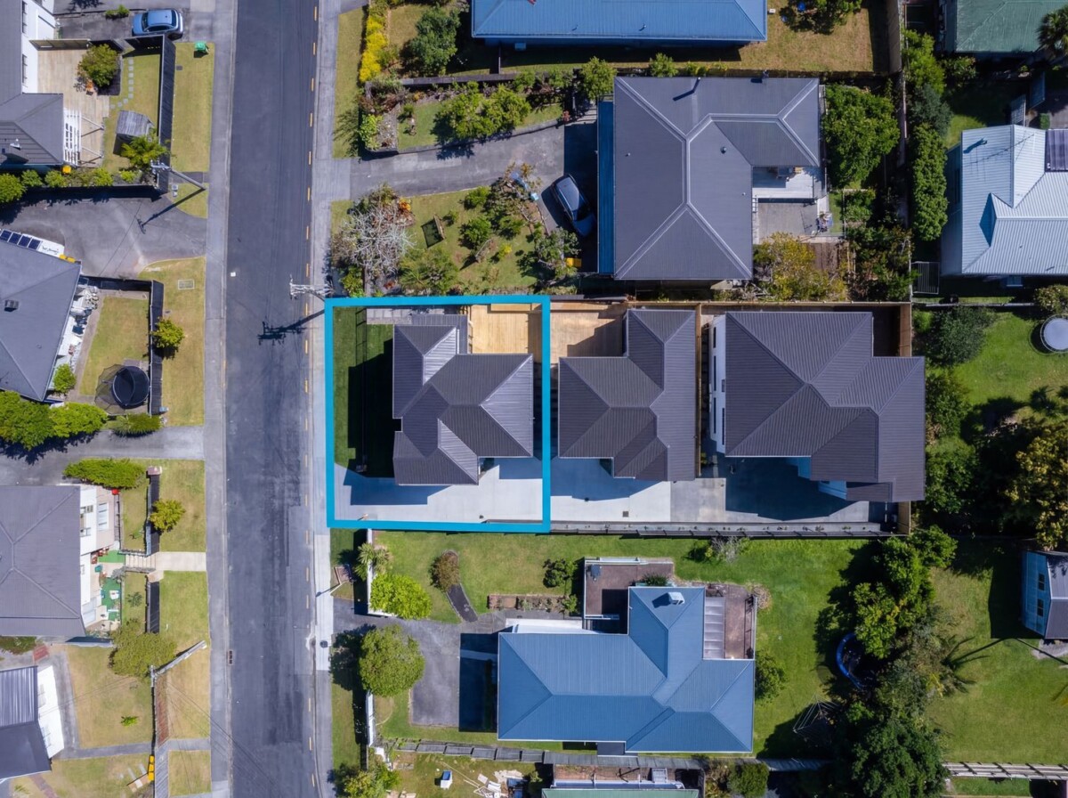 Double Westlake school zone, 147m2 Standalone Brandnew 4 beds 2.5 baths home with garage, enhanced by 2.7m high ceilings, Lot 1/17 Trinidad Road, Sunnynook, Auckland
