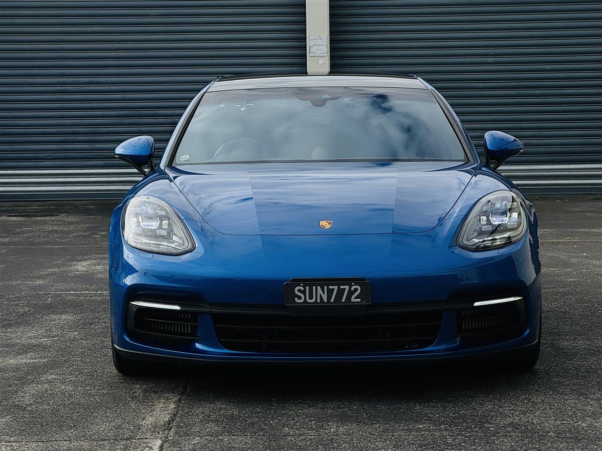 2018 Porsche Panamera 4 E-Hybrid Sport Turismo with Chrono Package Station Wagon Automatic, 5 seats, Blue, 2,900 cc, 67,600 km