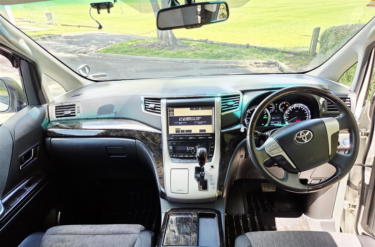 2014 Toyota Vellfire HYBRID BLACK INTERIOR Station Wagon Automatic, 7 seats, 2,362 cc, 89,000 km