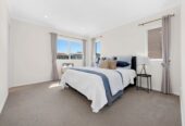 Super Realistic Vendor, Two kitchens, 6 beds + study 5.5 baths house with double garage and 2-beds granny, zoned for Te Nikau Primary School, Ormiston Junior College, Ormiston Senior College, close to schools, shops, 10 Peihinga Road, Flat Bush, Auckland
