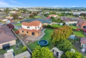 185m2 4 beds 2.5 baths house with double garage on 912m2 section, close to schools, shops, motorway access, 39 Moss Crescent, Takanini, Auckland