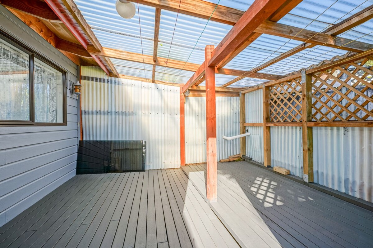 190m2 3 beds 2 baths house with double garage on 627m2 section, with expansive decking areas, easy access to local shops, supermarkets, schools, and public transport options, parks and recreational areas, 26 Rhinevale Close, Henderson, Auckland