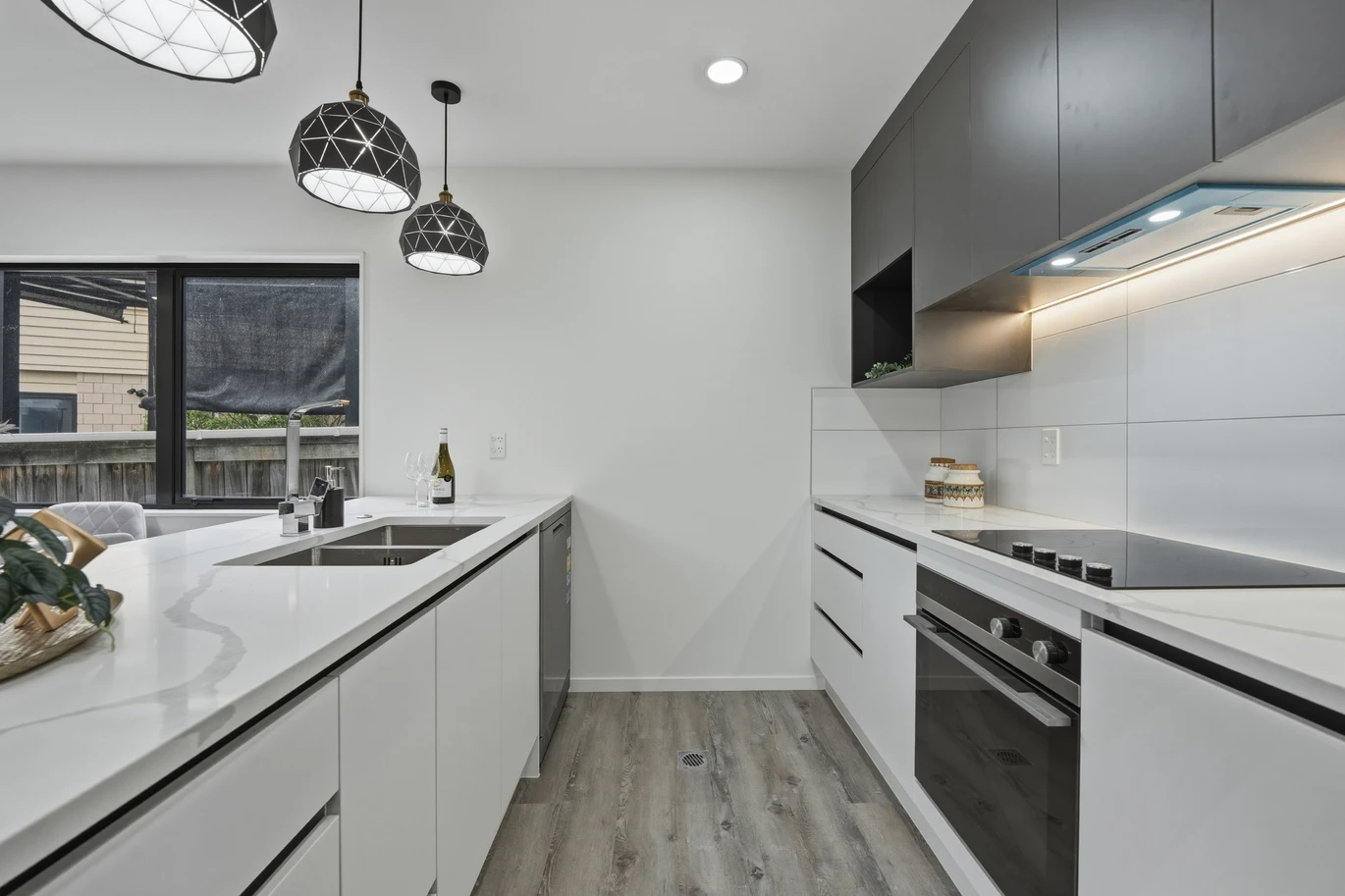 Brandnew 3 beds + study 2.5 baths home with garage, close to schools, Westfield Henderson and LynnMall, reserves, motorway access, zoned for Tirimoana School, Rangeview Intermediate, and Rutherford College, 16 Kirby Street, Glendene, Auckland