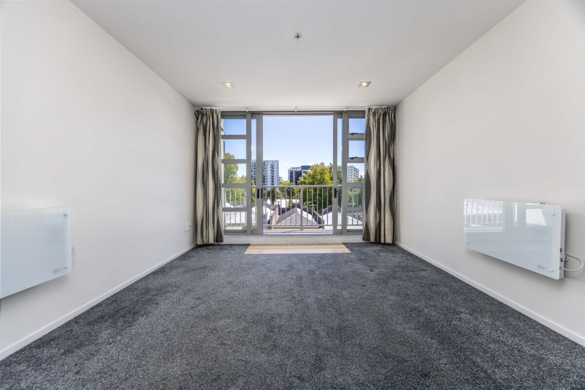 59m2 Leasehold 2 beds 1 bath apartment with car park, move-in ready, Walking distance to universities, shops, and CBD amenities, Close to the future CRL train station, 4A/56 Liverpool Street, Auckland Central, Auckland