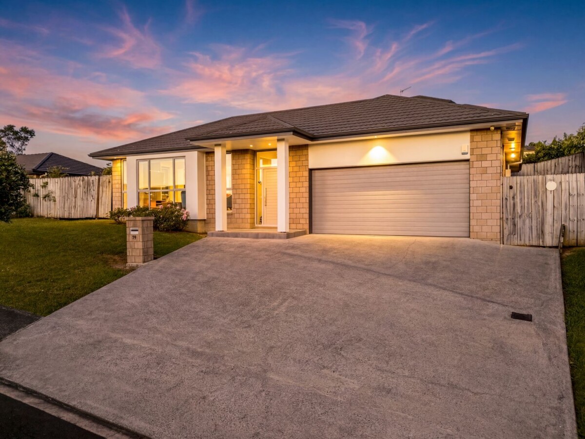 166m2 Brick and tile 3 beds + large office room 2 baths house with double garage on 475m2 section, close to amenities at Lincoln Road, Westgate and NorthWest shopping centres and motorway access, 79 Tiriwa Drive, Massey, Auckland