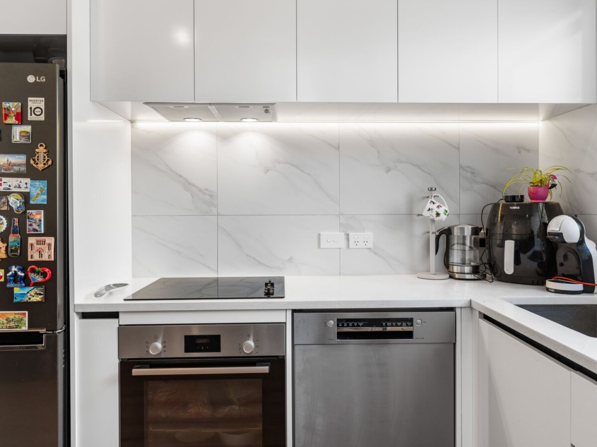 Bank Countdown On – This Must Be Sold within two weeks, 2 beds 1.5 baths home, backs directly onto the expansive Henderson High School playground, close to schools, shops, transport links, parks, and all the everyday essentials, 8/28 Smythe Road, Henderson, Auckland