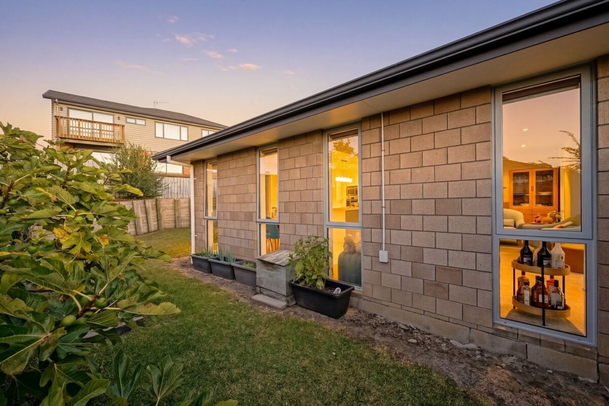 166m2 Brick and tile 3 beds + large office room 2 baths house with double garage on 475m2 section, close to amenities at Lincoln Road, Westgate and NorthWest shopping centres and motorway access, 79 Tiriwa Drive, Massey, Auckland