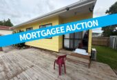 Mortgagee sale, 3 beds 1 bath house on Half share of 857m² section, walking distance to local shops, amenities, and public transport, easy to motorway access, 2/3 William Street, Mangere East, Auckland