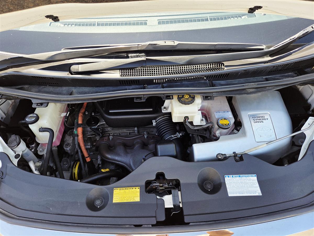 2014 Toyota Vellfire HYBRID BLACK INTERIOR Station Wagon Automatic, 7 seats, 2,362 cc, 89,000 km