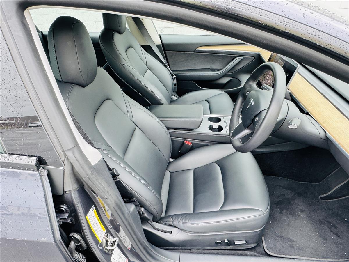 2020 Tesla Model 3 Standard Range Sedan Automatic, Grey, Electric, 23,000 km