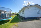 Once in 10 years, owner cashing out, home and income, 5 beds main house + standalone 1 bed granny flat on 1166m2 section, currently rented for $1,315 per week, close to Local shops, parks, schools and amenities, 52 Robertson Road, Mangere East, Auckland
