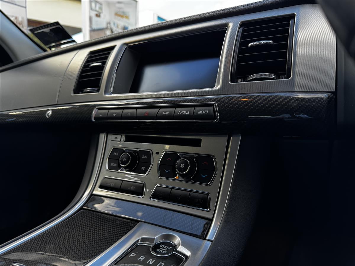 2013 Jaguar XF Sportbrake S Luxury Black Pack NZ NEW Station Wagon Automatic, 5 seats, Diesel, 3,000 cc, 113,000 km