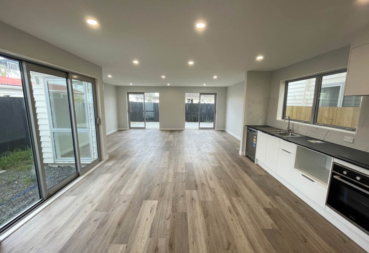 For rent, 4 beds 3 baths house with garage, available now, 29A Corsair Crescent, Mangere, Auckland
