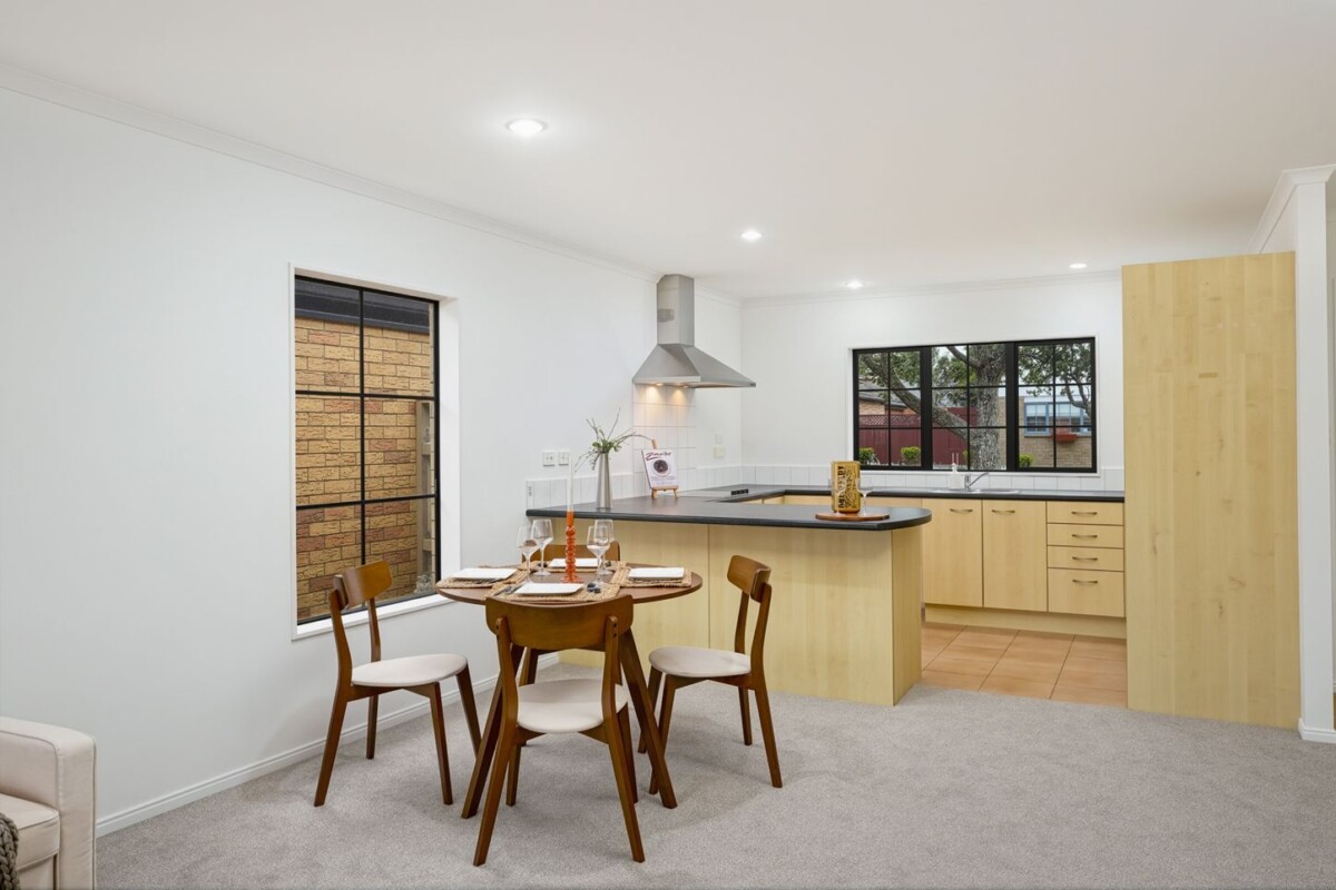 Qverseas owner, 142m2 Brick and tile 3 beds 2 baths house with double garage on 281m2 section, close to WestCity Mall Henderson, schools, the popular shopping and dining options along Lincoln Road, including Pak’nSave and Mitre 10 MEGA, motorway access, 32 Espalier Drive, Henderson, Auckland