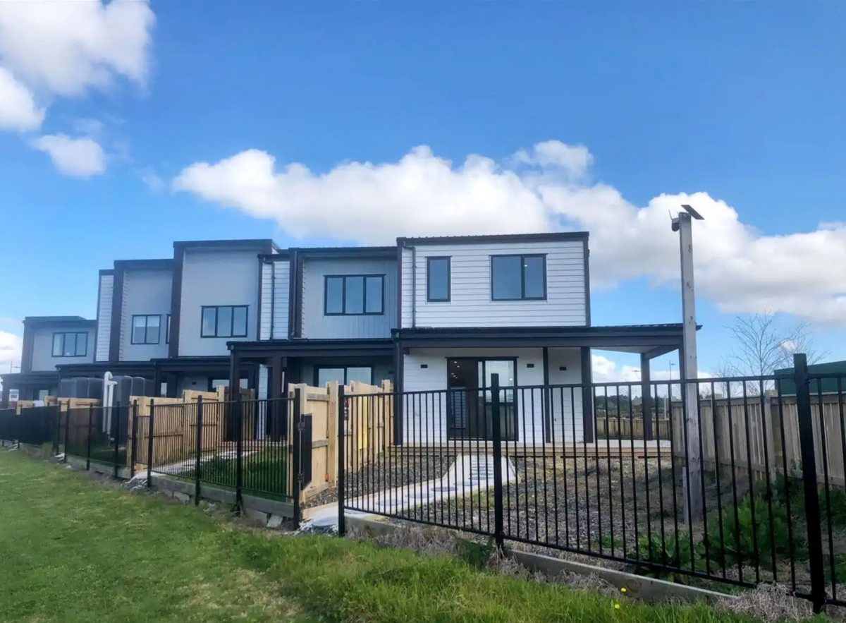 187m2 Brandnew 4 beds 2.5 baths home with garage, close to local shops, cafes, schools, motorway access, 3 Ahunga Road, Drury, Auckland