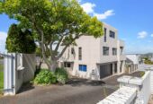 Macleans College zone, Must sell, highly motivated vendor, 5 beds 3 baths house with double garage, just steps away from Half Moon Bay Marina, 1 km to Macleans College, 0.7 km to Bucklands Beach Intermediate, 1/73 Takutai Avenue, Half Moon Bay, Auckland