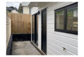 For rent, newly built 3 beds 2 baths house with 2 carports, available now, 9B Ussher Place, Pakuranga Heights, Auckland