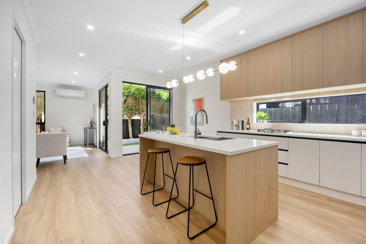 10 Years Master Builder Guarantee, Brandnew standalone 3 beds 2.5 bath home with garage, close to motorway access, Ellerslie Village, Sylvia Park, public transport and local schools. (Stanhope Road School, One Tree Hill College and Baradene College), 7B Vause Street, Ellerslie, Auckland