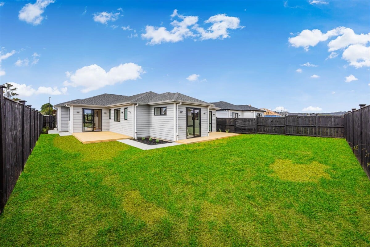 10-Year Master Build Guarantee, 175m2 Brandnew 4 beds 2.5 baths house with double garage on 501m2 section, close to local amenities, schools, and the Clevedon Village Farmers Market, 30 Kakano Street, Clevedon, Auckland