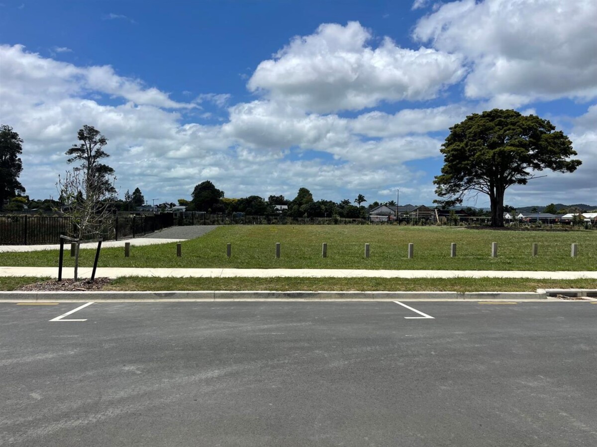 10-Year Master Build Guarantee, 175m2 Brandnew 4 beds 2.5 baths house with double garage on 501m2 section, close to local amenities, schools, and the Clevedon Village Farmers Market, 32 Kakano Street, Clevedon, Auckland