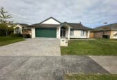 For rent, (Short Term Until 31 August 2026), 5 beds 2 baths house with double garage, available 4th May, 18 Montecito Place, Golflands, Auckland