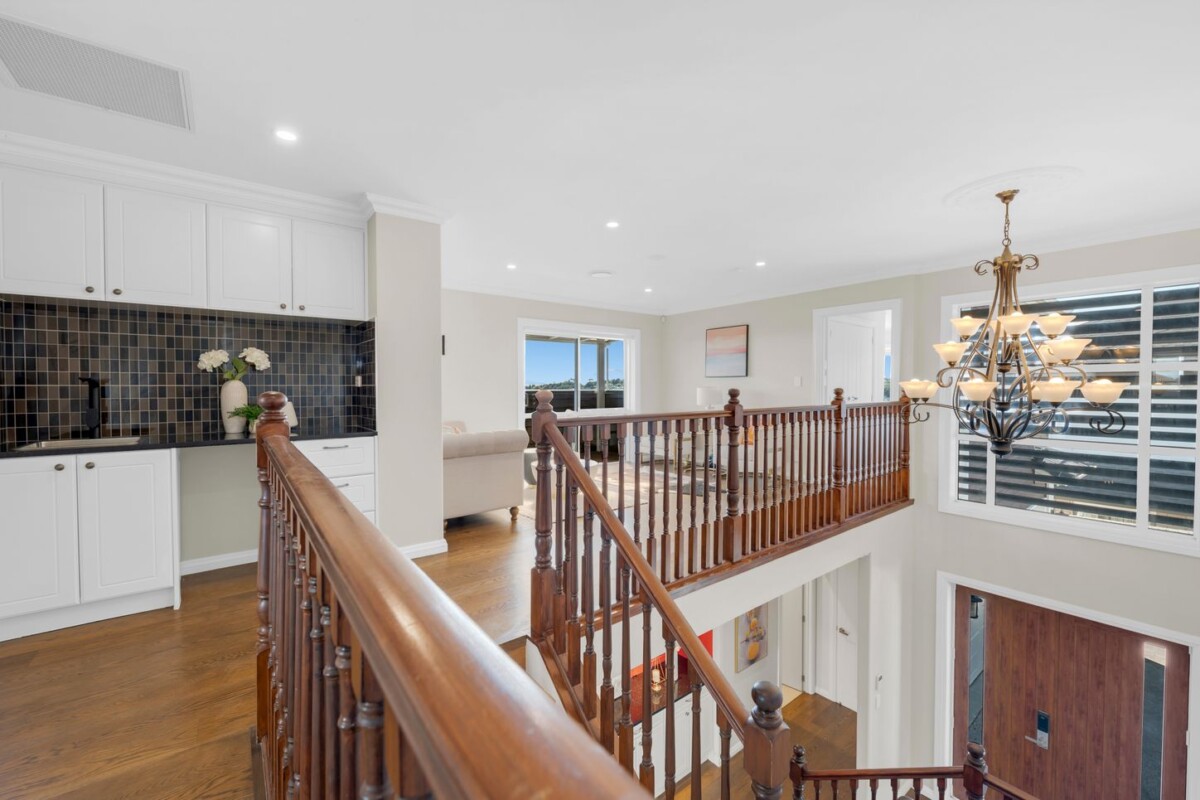 337m2 6 beds 5.5 baths house with double garage and 2 beds granny, Zoned for sought-after schools including Mission Heights Junior College, Mission Heights Primary School, and Ormiston Senior College, 16 Evelina Lane, Flat Bush, Auckland