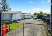 Once in 10 years, owner cashing out, home and income, 5 beds main house + standalone 1 bed granny flat on 1166m2 section, currently rented for $1,315 per week, close to Local shops, parks, schools and amenities, 52 Robertson Road, Mangere East, Auckland