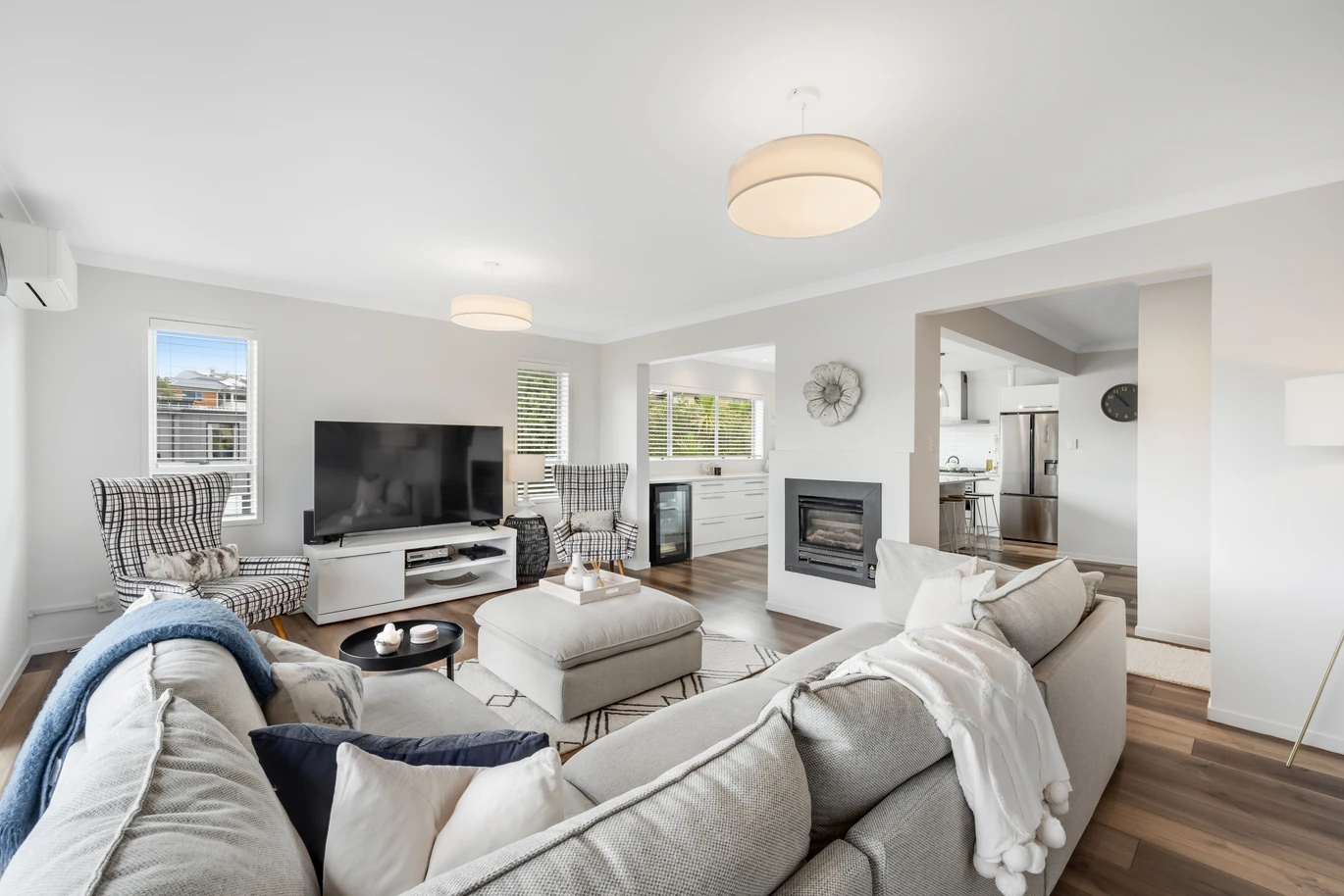 Macleans College zone, Renovated 4 beds 3 baths house with double garage on 620m2 section, built with masonry render over concrete block and brick, Just moments from the fairways of Howick Golf Club and the stunning Eastern beaches, zoned for Bucklands Beach Primary School, Bucklands Beach Intermediate, Macleans College, 19 Clovelly Road, Bucklands Beach, Auckland
