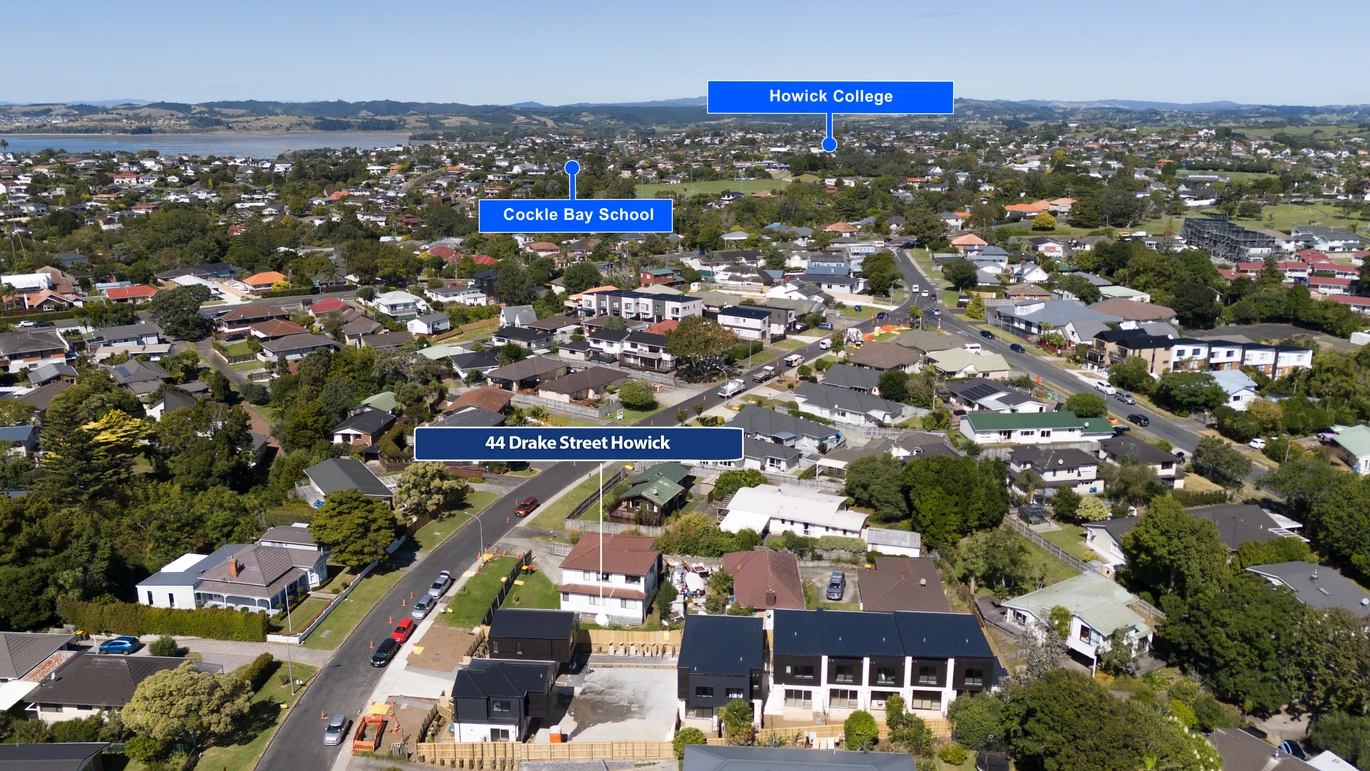 10-Year Stamford Building Warranty, move-in ready, Brandnew freehold Brick 2 bed 2.5 baths home with car park, 2 ensuites, walking distance to Howick Domain and Owairoa Primary School, and zoned for sought-after Sancta Maria College and Howick College. Just minutes to Howick Village, supermarkets, 8/44 Drake Street Howick,, Auckland