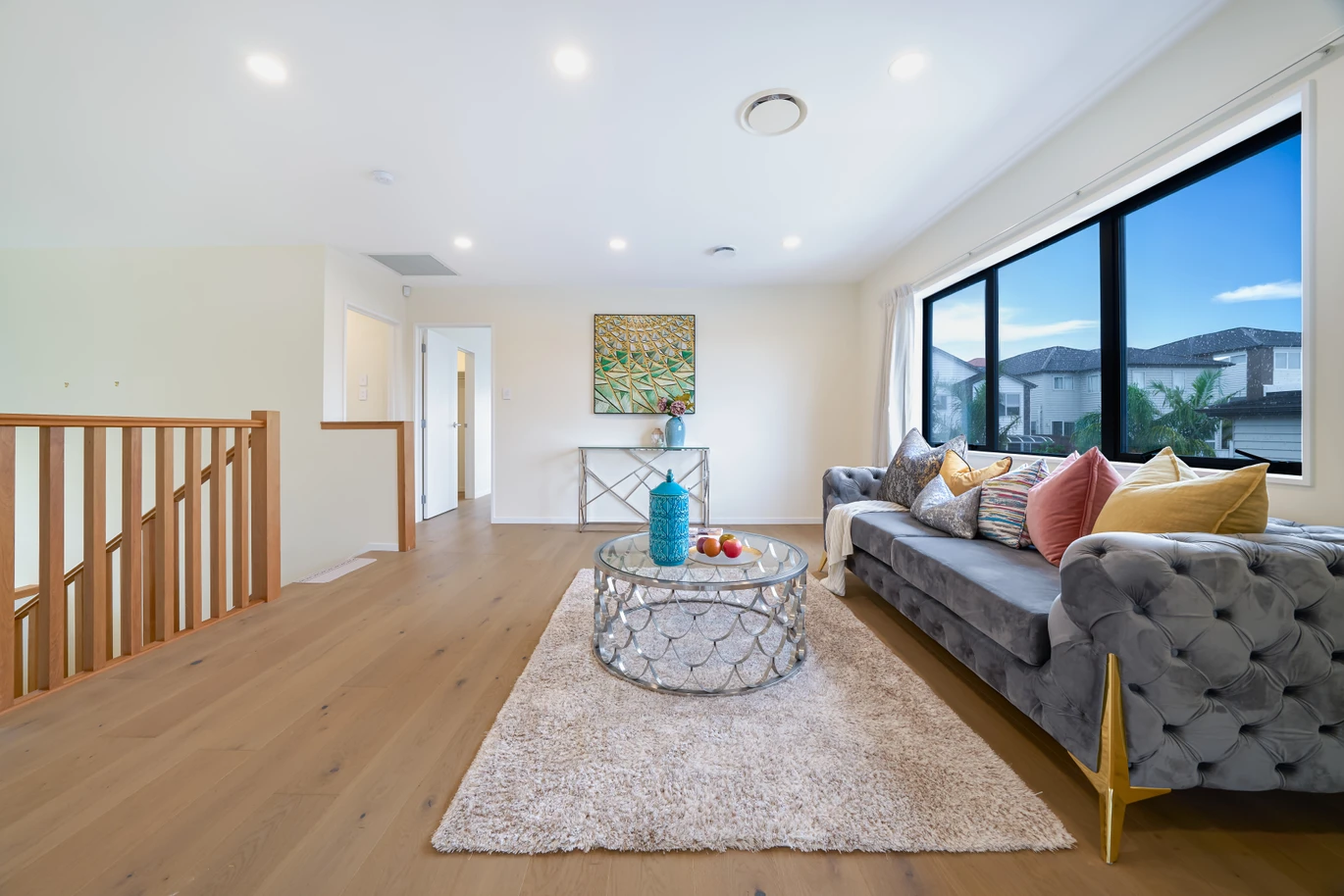 336m2 6 beds 5 baths house with double garage and 2 beds granny on 403m2 section, close to schools, parks, shopping centres, Zoned for top-tier schools including Mission Heights and Ormiston, 2 Veneta Close, Flat Bush, Auckland