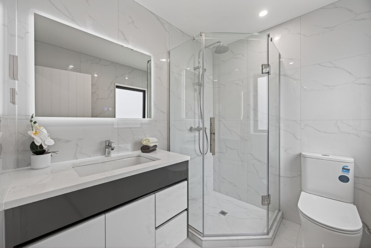 5 Ensuites | Legal Second Kitche, 294m2 7 beds 6.5 baths house with double garage, just minutes from Ormiston Town Centre, 2 Ballyalton Crescent, Flat Bush, Auckland