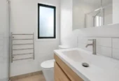 Brandnew 2 beds 1 bath home with car port, Just a short distance to Browns Bay Beach and Albany Mall, close to schools, motorway access, 40 Kanapa Road, Northcross, Auckland