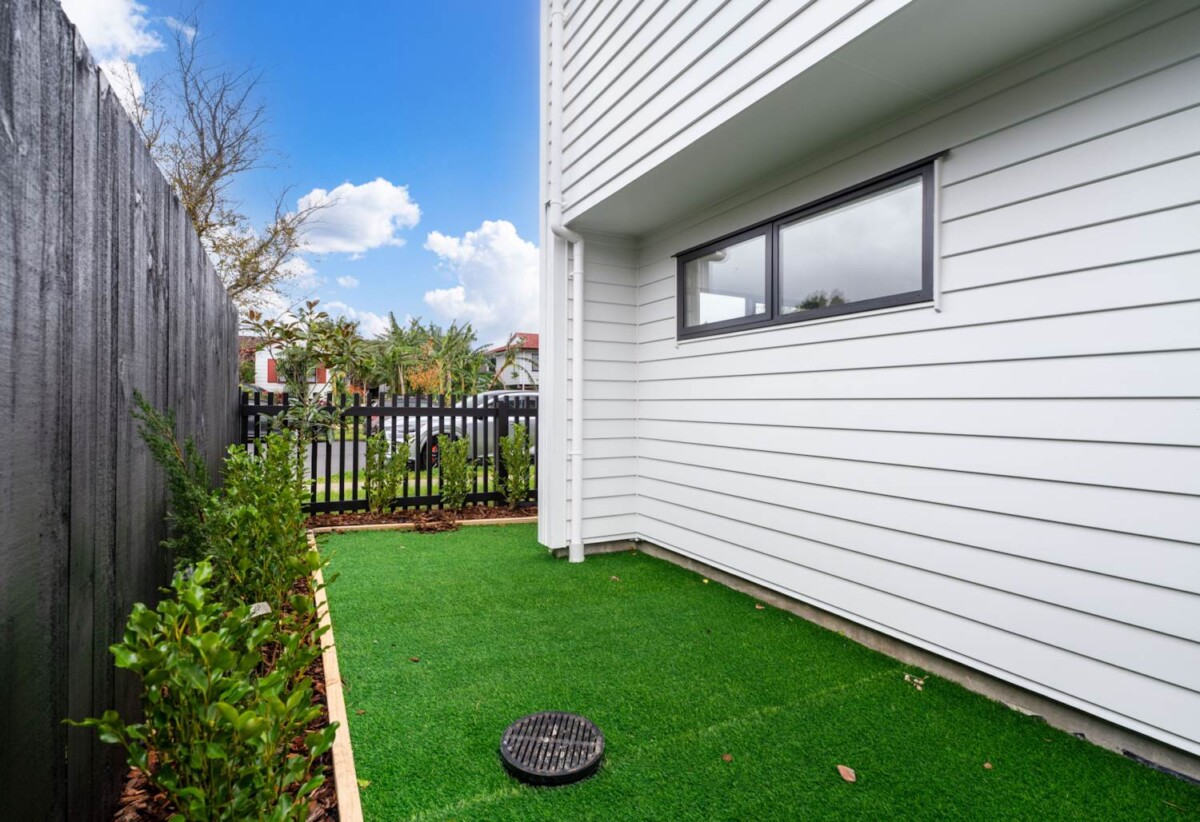 10-year Stamford warranty., Brandnew 3 beds 2.5 baths home with garage, move-in ready, minutes to Sylvia Park Mall, schools, motorway access, 0.9 km to Sylvia Park School, Lot 4/9 Allright Place, Mt Wellington, Auckland
