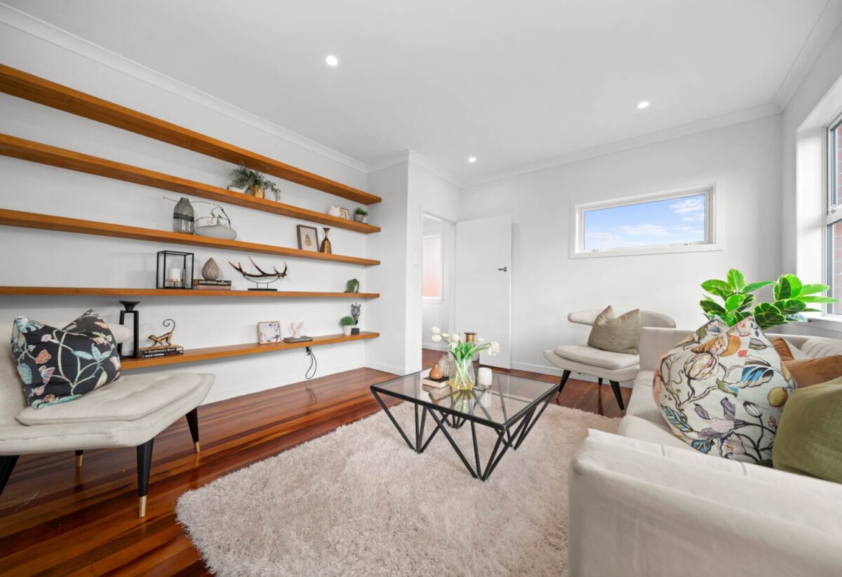 Double Westlake school zone, Sea views, Renovated Brick and tile 3 beds + sleepout 2 baths house on 408m2 section, with RC for 2 terrace homes, close to schools, shops, motorway access, 0.1 km to Forrest Hill School, 0.3 km to Westlake Boys’ High School, 75 Forrest Hill Road, Milford, Auckland