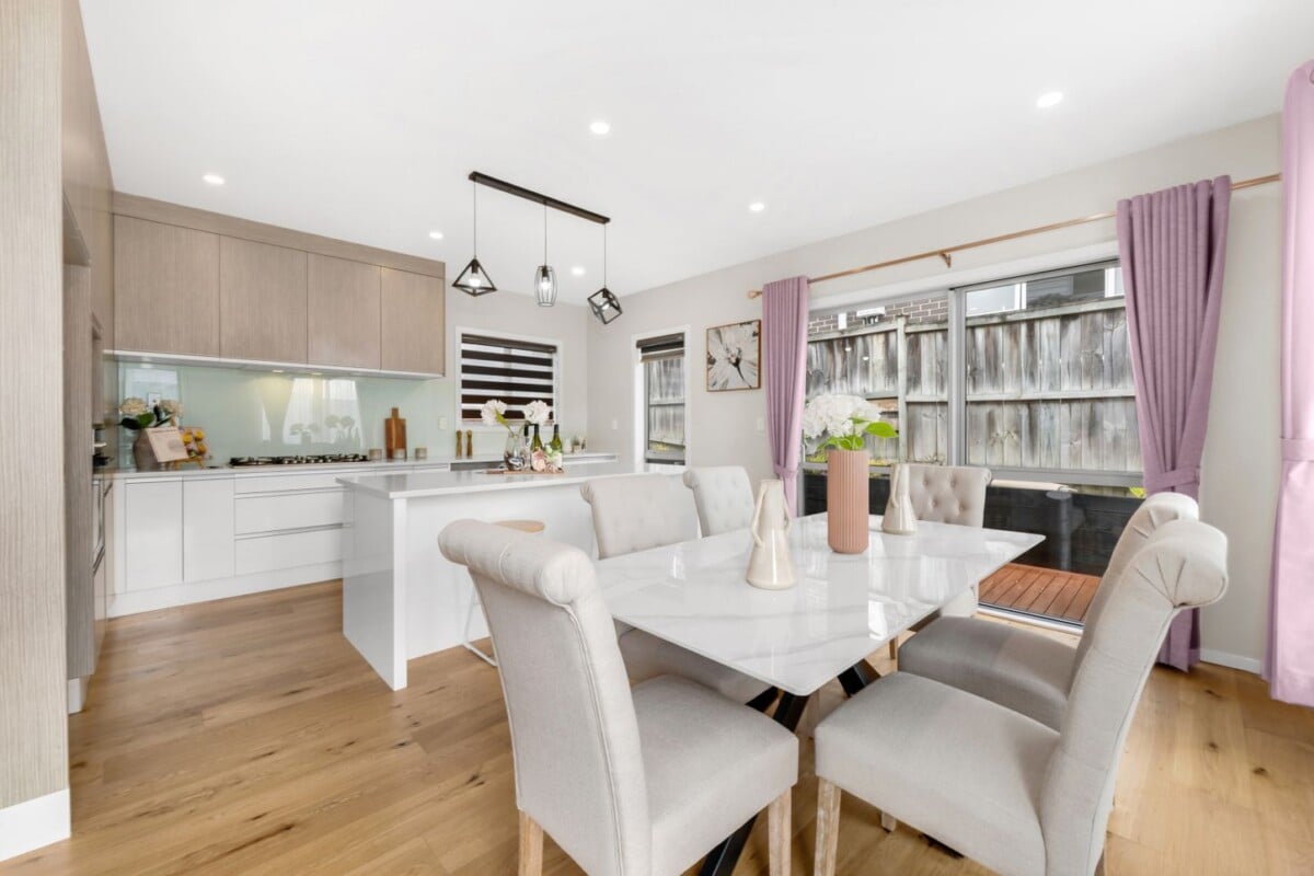 280m2 5 beds 4.5 baths house with double garage on 388m2 section, including 3 ensuites, 1 ensuite ground floor, 97 Argento Avenue, Flat Bush, Auckland
