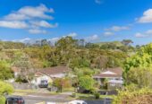 Motivated vendor, 3 beds 2 baths house with double garage on 328m2 section, Near Waiatarua Reserve & Remuera Golf Club, Zoned: Meadowbank School & Glendowie College, 1.9 km to Remuera Intermediate, 30A Grand Drive, Remuera, Auckland