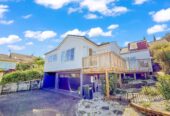 Motivated vendor, 3 beds 2 baths house with double garage on 328m2 section, Near Waiatarua Reserve & Remuera Golf Club, Zoned: Meadowbank School & Glendowie College, 1.9 km to Remuera Intermediate, 30A Grand Drive, Remuera, Auckland