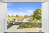 Affordable Brandnew 4 beds 3.5 baths home with garage, 2 ensuites, 1 ensuite ground floor, move-in ready, shops, parks, cafes, schools, and transport are close by, with Westgate, Northwest and Costco just minutes away, 9/6 Woodhouse Place, West Harbour, Auckland