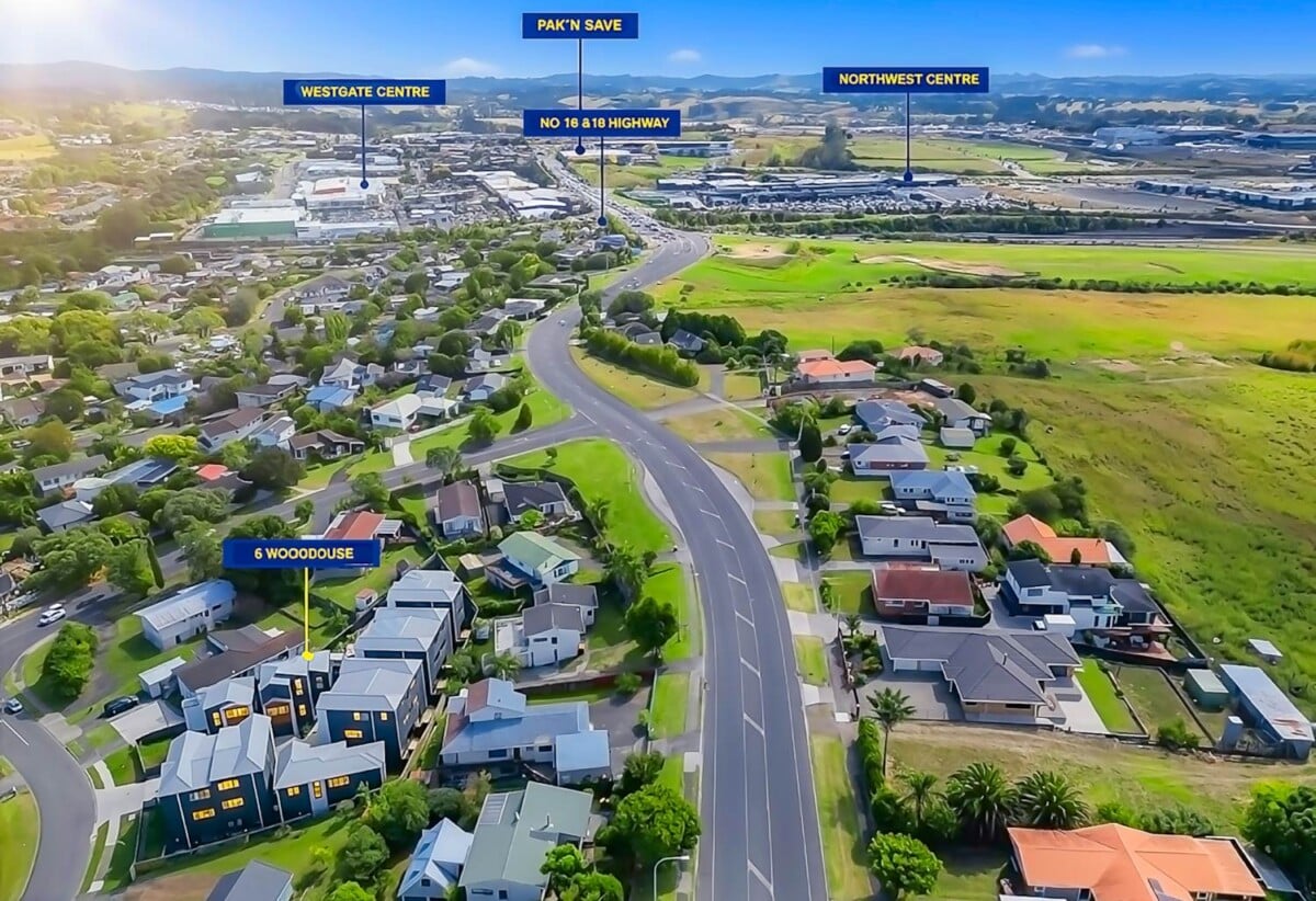 Affordable Brandnew 4 beds 3.5 baths home with garage, 2 ensuites, 1 ensuite ground floor, move-in ready, shops, parks, cafes, schools, and transport are close by, with Westgate, Northwest and Costco just minutes away, 9/6 Woodhouse Place, West Harbour, Auckland