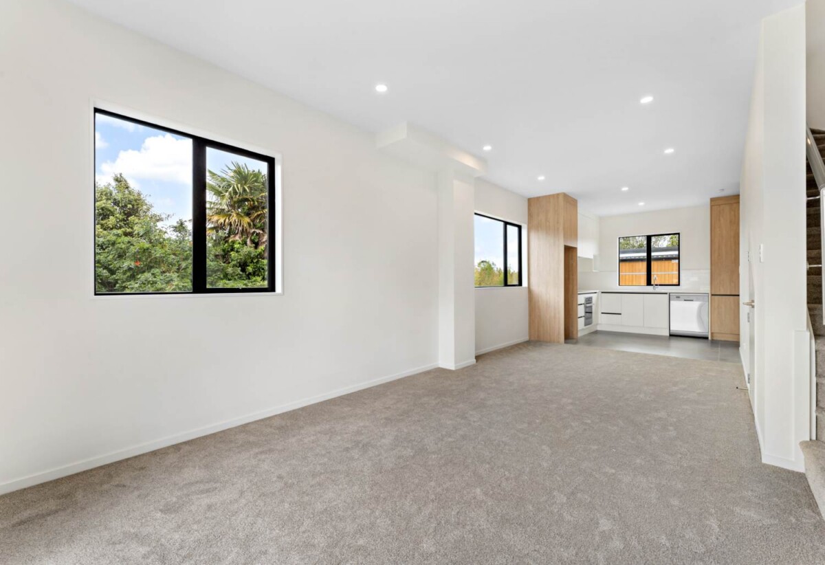 10-Year Halo Building Warranty Insurance, Brandnew 3 beds 3 baths home with garage, close to Henderson Shopping Complex, WestWave, schools, train station, public transport, and motorway access, 0.4 km to Henderson School, 2/300 Great North Road, Henderson, Auckland