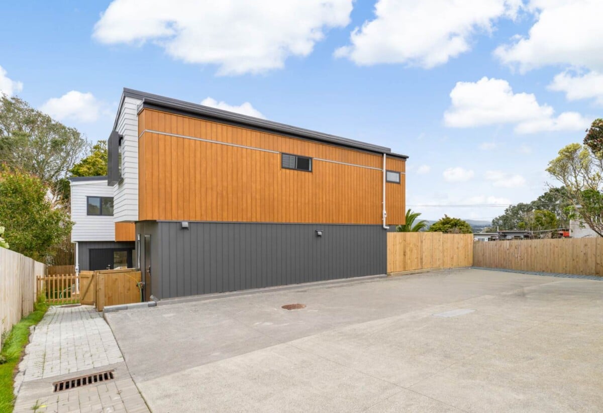 10-Year Halo Building Warranty Insurance,, Brandnew 3 beds 3 baths home with garage, close to Henderson Shopping Complex, WestWave, schools, train station, public transport, and motorway access, 0.4 km to Henderson School, 1/300 Great North Road, Henderson, Auckland