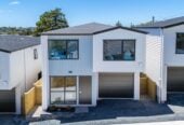 Brandnew standalone 4 beds 2.5 baths home with garage, just minutes from Green Bay and Close to New Lynn shopping centres, cafes, and all the vibrant amenities, 0.3km to Green Bay Primary School, 0.6 km to Green Bay High School, 21C Barron Drive, Green Bay, Auckland