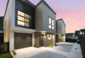 Brandnew standalone 4 beds 2.5 baths home with garage, close to Mt Wellington Domain, Skateland Roller Skating, Extreme Edge Rock climbing, shops, supermarkets, schools, Lot 3/31 Mountain Road, Mt Wellington, Auckland